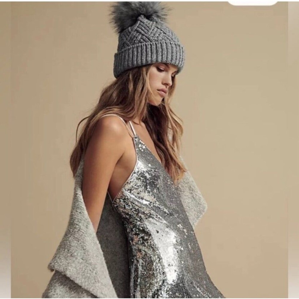 Cozy Up Head Band Lining Pom Beanie
